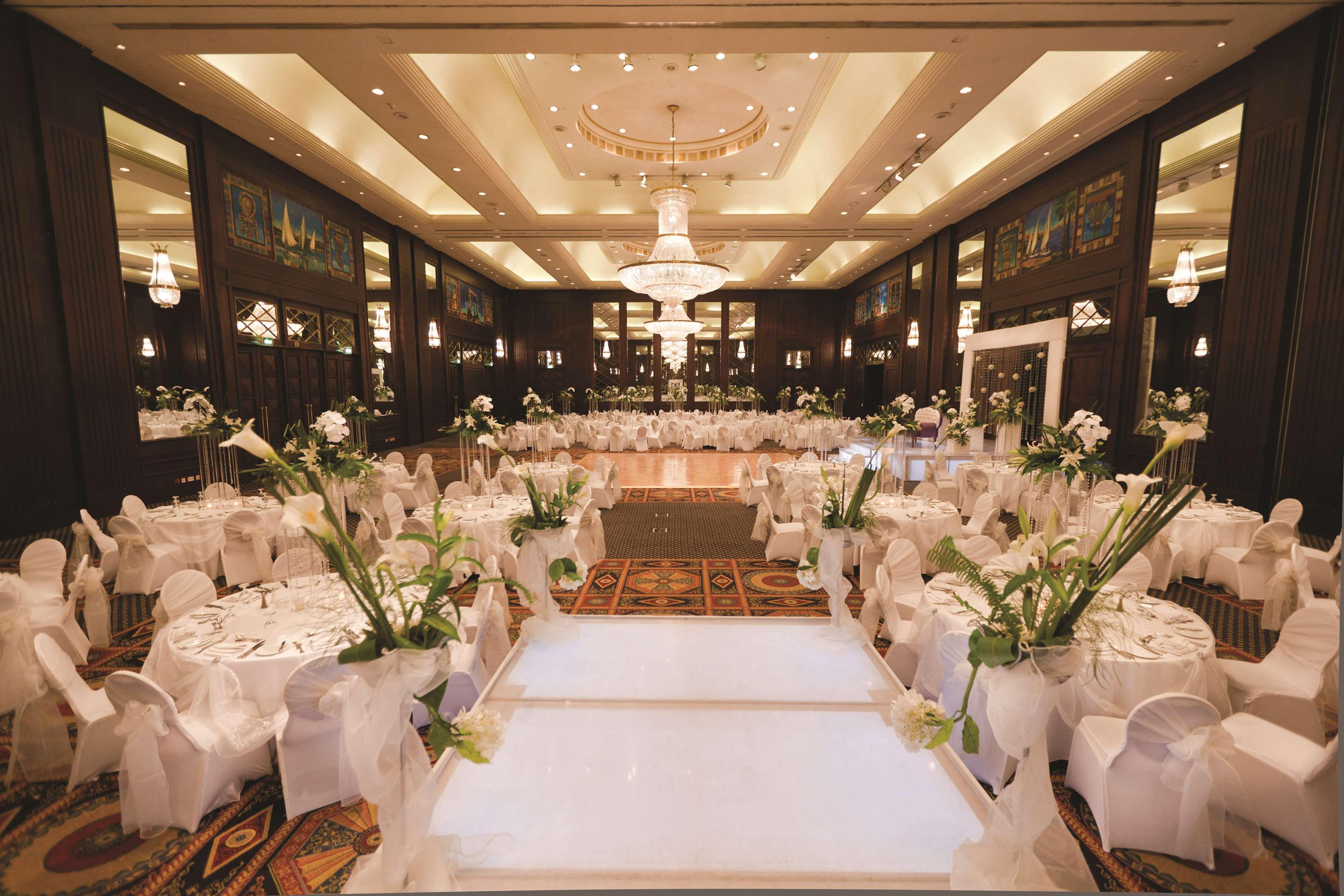 Hotel Sofitel Cairo Downtown Nile Restaurant foto The ballroom