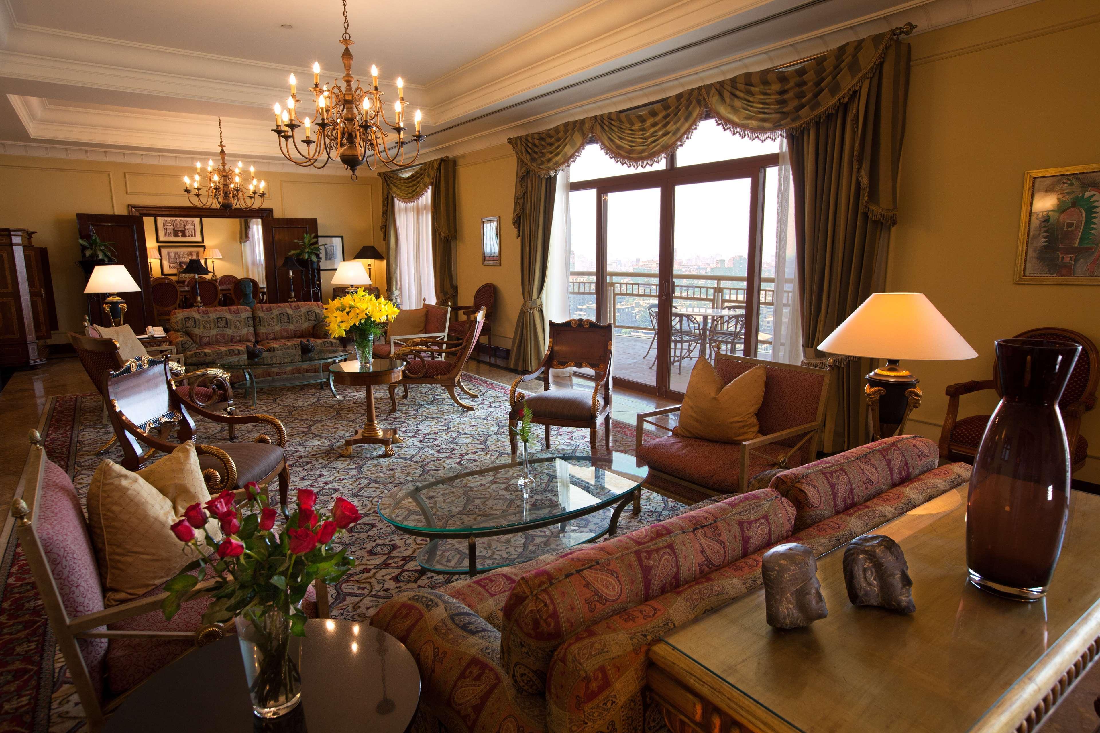 Hotel Sofitel Cairo Downtown Nile Zimmer foto A suite at the Ritz-Carlton, Dubai