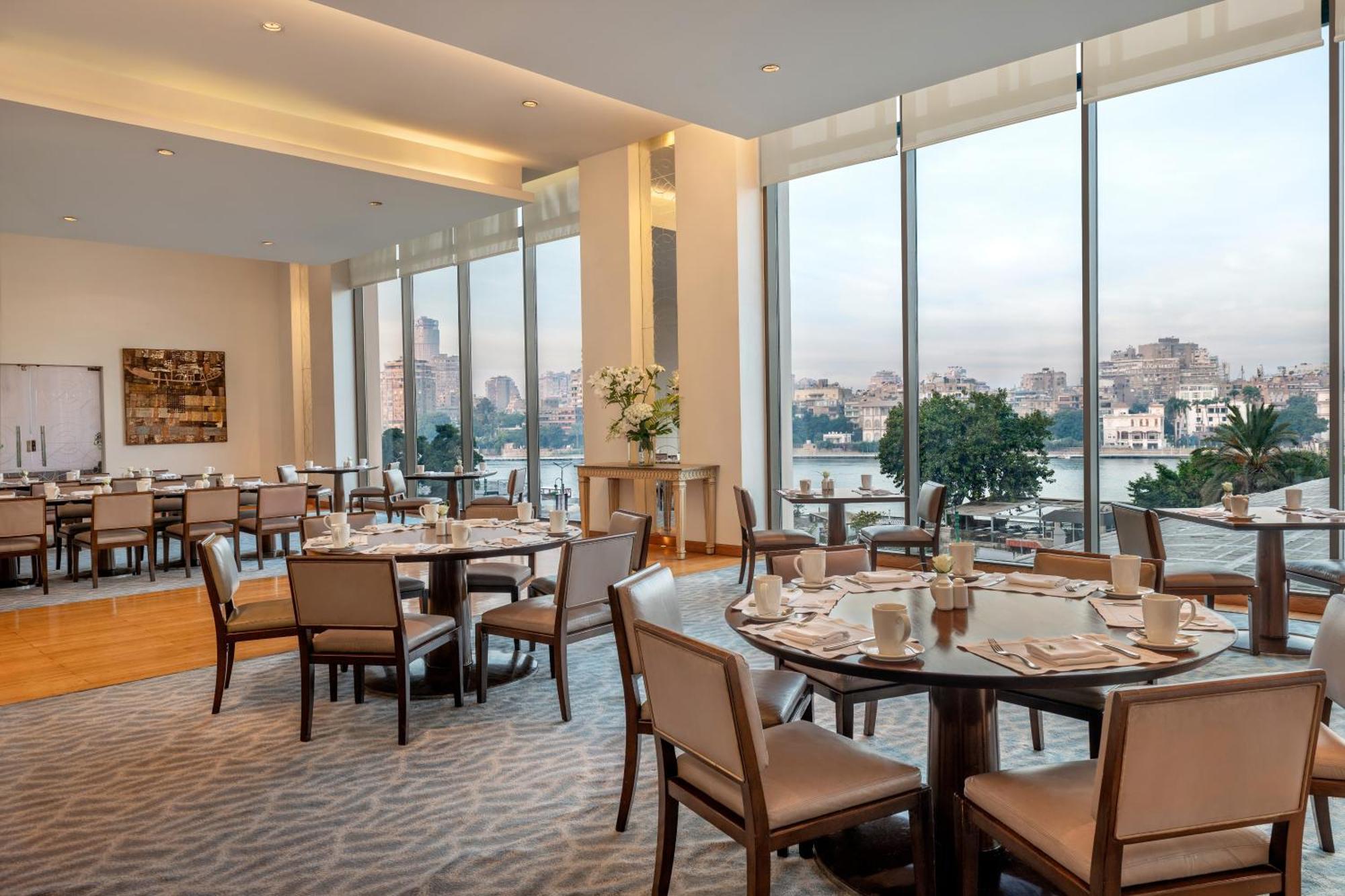Hotel Sofitel Cairo Downtown Nile Exterior foto The View