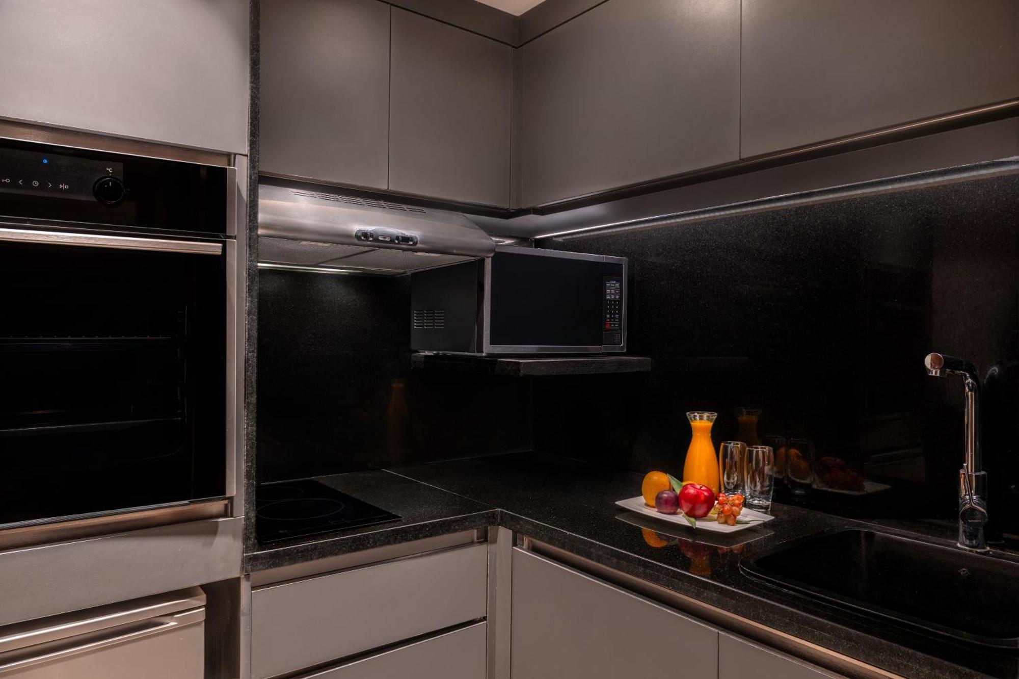 Hotel Sofitel Cairo Downtown Nile Exterior foto A modern kitchen